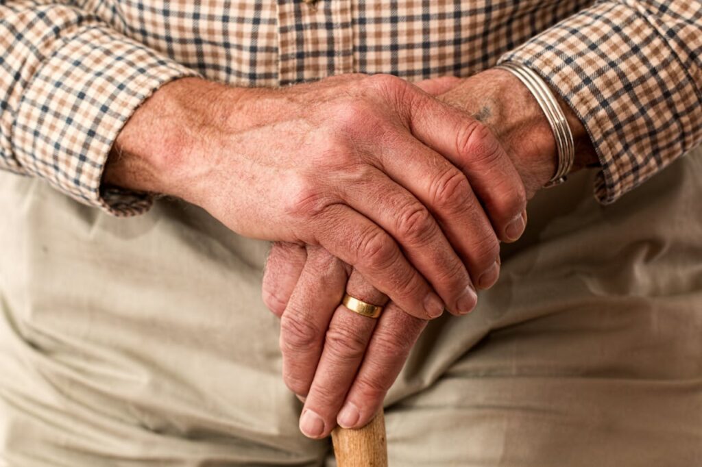 Retrasa el Alzheimer: Estrategias Médicas, Científicas y de Estilo de Vida para Mantener la Mente Activa y Saludable